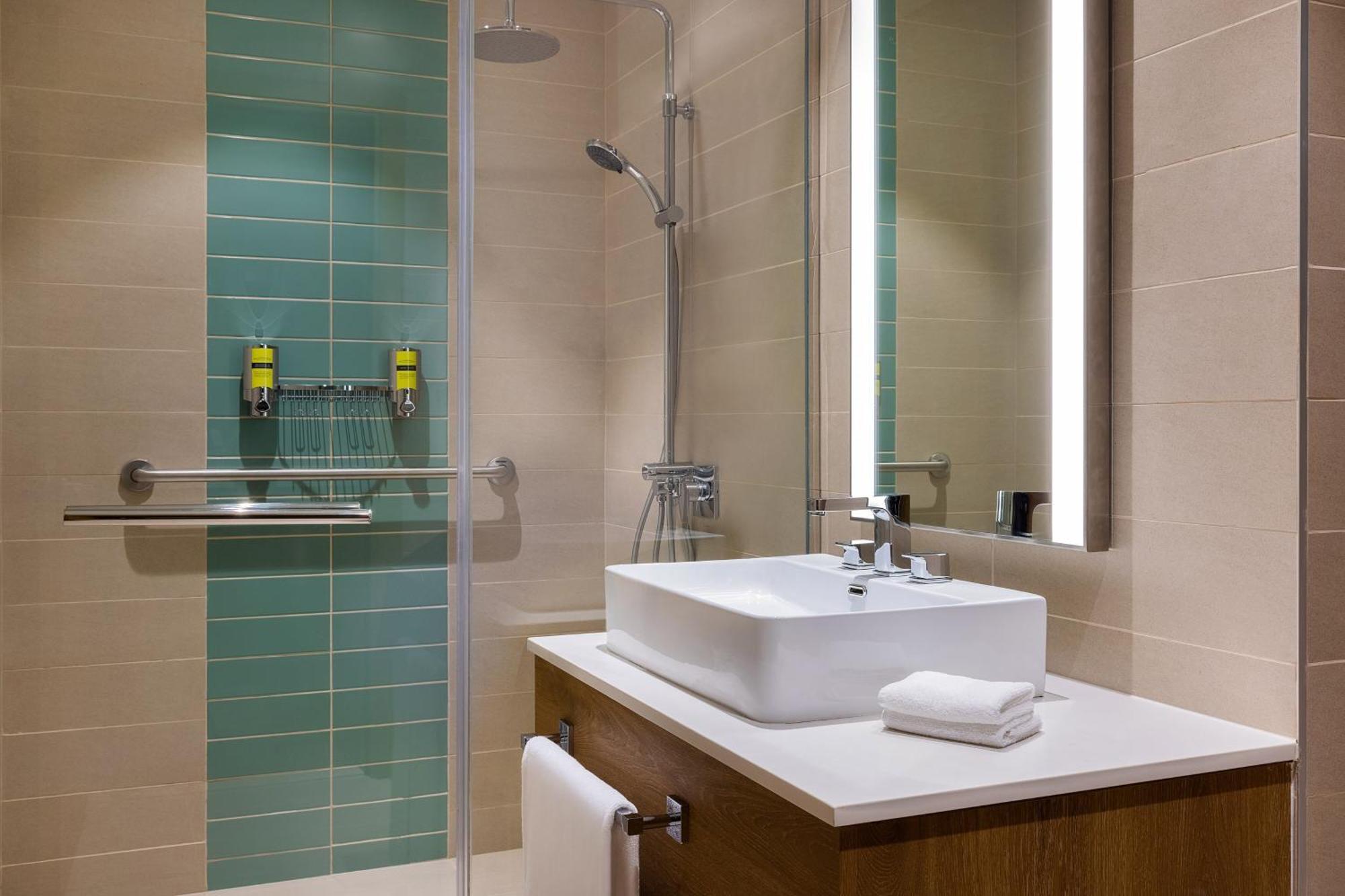 Element Al Mina, Dubai Jumeirah Экстерьер фото